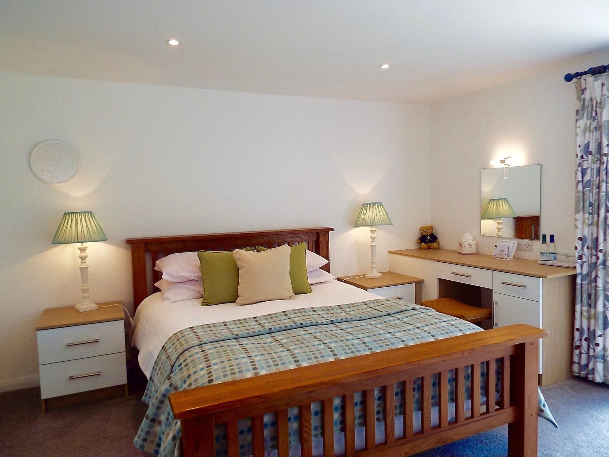 אמבלסייד Wateredge Inn- The Inn Collection Group מראה חיצוני תמונה