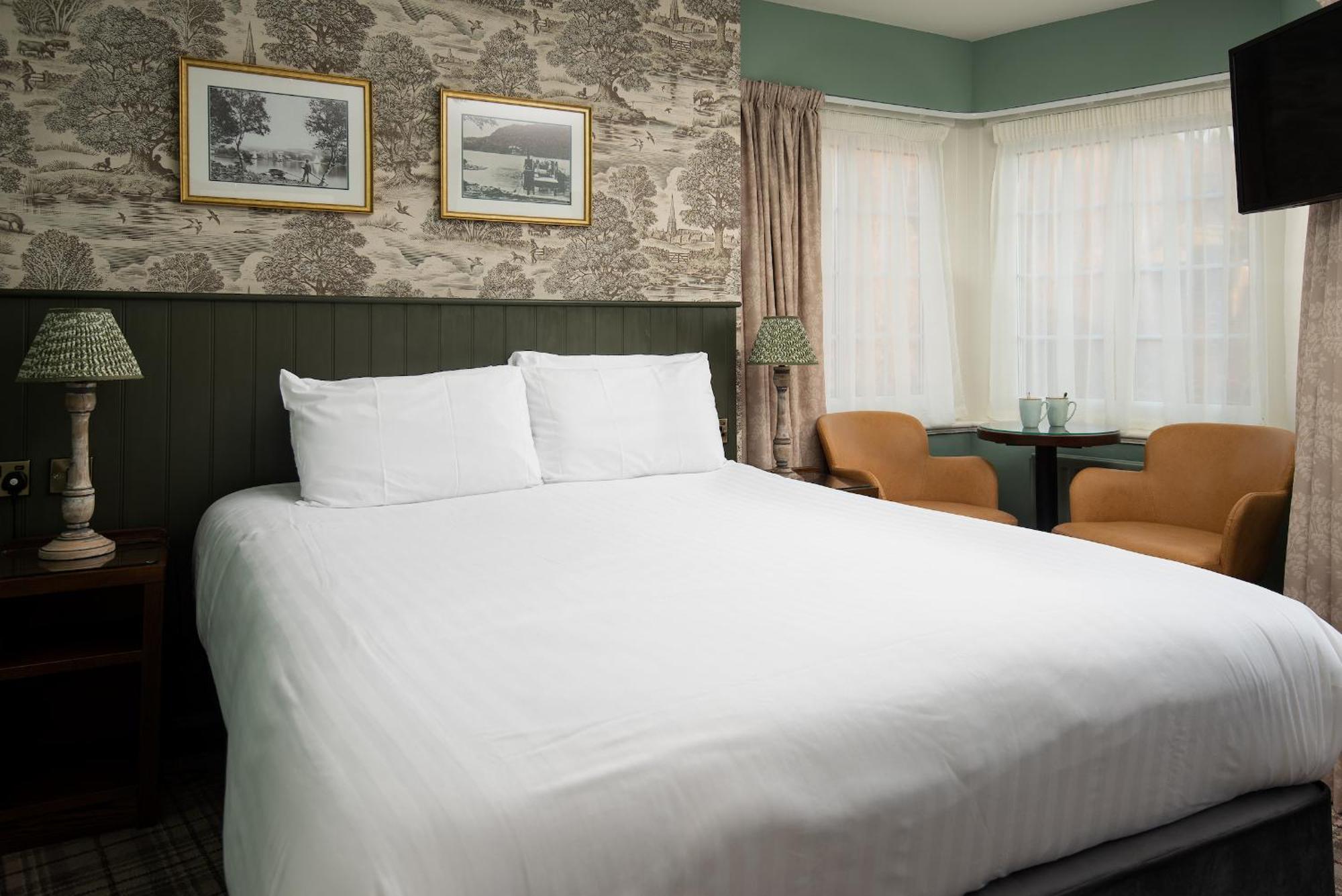 אמבלסייד Wateredge Inn- The Inn Collection Group מראה חיצוני תמונה
