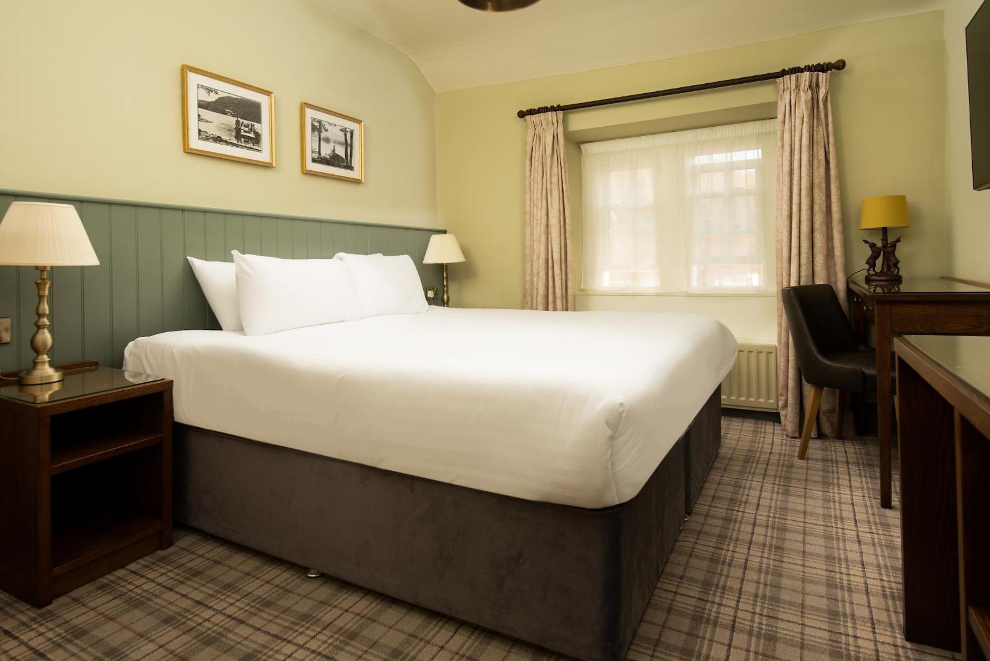 אמבלסייד Wateredge Inn- The Inn Collection Group מראה חיצוני תמונה